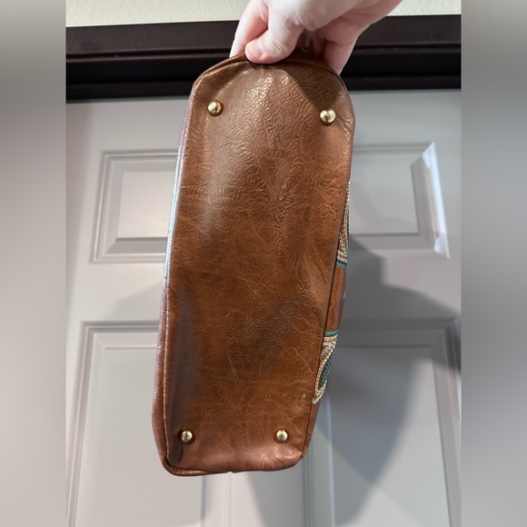 Justin’s women’s western concealed carry leather purse - Picture 5 of 14